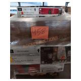 Christmas decorations pallet lot