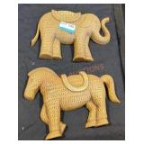 Hanging plastic wall decor