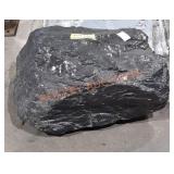 LARGE piece Bituminous coal