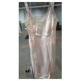 Barbizon Size 16 Nightgown