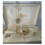 Vintage Jewelry Set