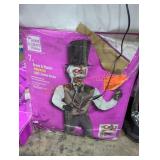 7 ft grave and bones animated led zombie barber