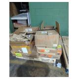 Skid lot of miscellaneous tiles