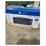 GE 2 cu ft countertop microwave oven