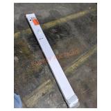 32" Plug-in/Hardwired White 5 CCT Integrated LED