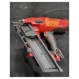 Milwaukee M18 30ï¿½ Framing Nailer
