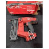 Milwaukee M18 18GA Brad Nailer