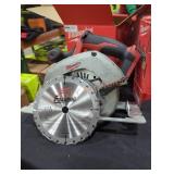 Milwaukee M18 cordless 6-1/2" circular saw