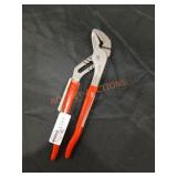 Milwaukee Adjustable Pliers