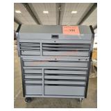 Husky Tool Chest (locked)