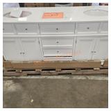 Double white vanity w/crack