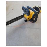 Dewalt 16" Chainsaw