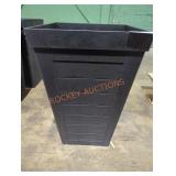 Vigoro 22.5" Planter