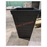 Vigoro 22.5" Indoor Outdoor Planter