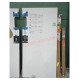 Delta 33"-36" Pivoting Shower Door, Rain