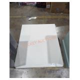 HDX 8 ft folding table