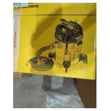 DeWalt 6 gallon portable wet/dry Vacuum