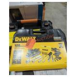 DeWalt 108 PC mechanics tool set
