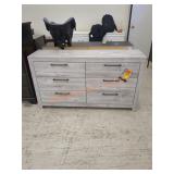 Ashley 6 Drawer Dresser
