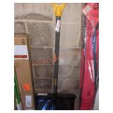 True Temper Shovel