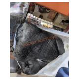 (1) King Quilt & (2) Pillow Cases