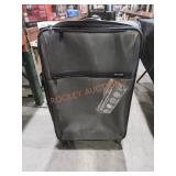 Skyline Rolling Luggage