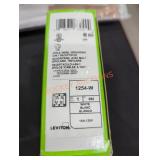 Levington 2 pole 3 wire receptacle