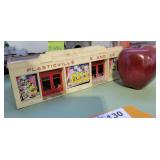 Plasticville 5 and 10