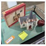 Plasticville USA Cathedral PIECES DAMAGED