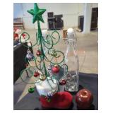 Misc Decorations Lot