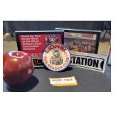 Lionel Toy Billboards and More Lot