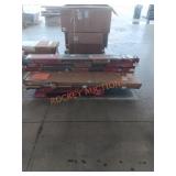 48in x 80in white sliding door, (ï¿½3) wood flooring