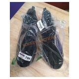 Mens shoes heez size 10