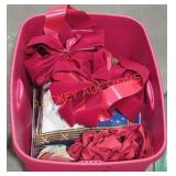 Christmas decor tote lot