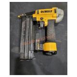 Dewalt 18 Gauge Brad Nailer