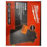 MILWAUKEE M12 Axis Women's Heated Vest