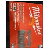 MILWAUKEE M18 2 gallon wet/Dry Vacuum