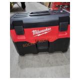 Milwaukee M18 2.5Gal Wet/Dry Vacuum