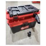 Milwaukee M18 2.5Gal Wet/Dry Vacuum