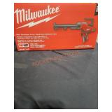 Milwaukee M12 10 Oz. Caulk & Adhesive Gun