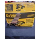 Dewalt 5' Variable Speed Hook&Loop Random Orbit