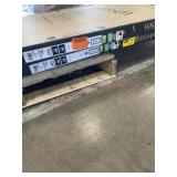 36ï¿½x80ï¿½ Self-Storing Storm Door 2xBID