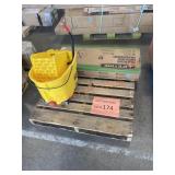 Snow Pusher, Mop Bucket