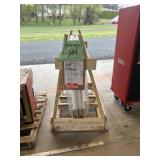 42ï¿½x42ï¿½ double hung Jeldwen windows 2xbid