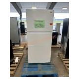 Vissani white refrigerator