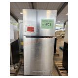 Vissani Refrigerator and freezer