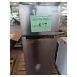 Vissani refrigerator;