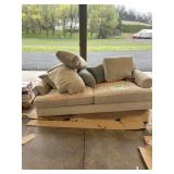 97ï¿½ Ashley white sofa