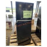 VISSANI Regrigerator-Freezer (Damaged)