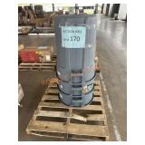 Brute garbage cans 3xbid